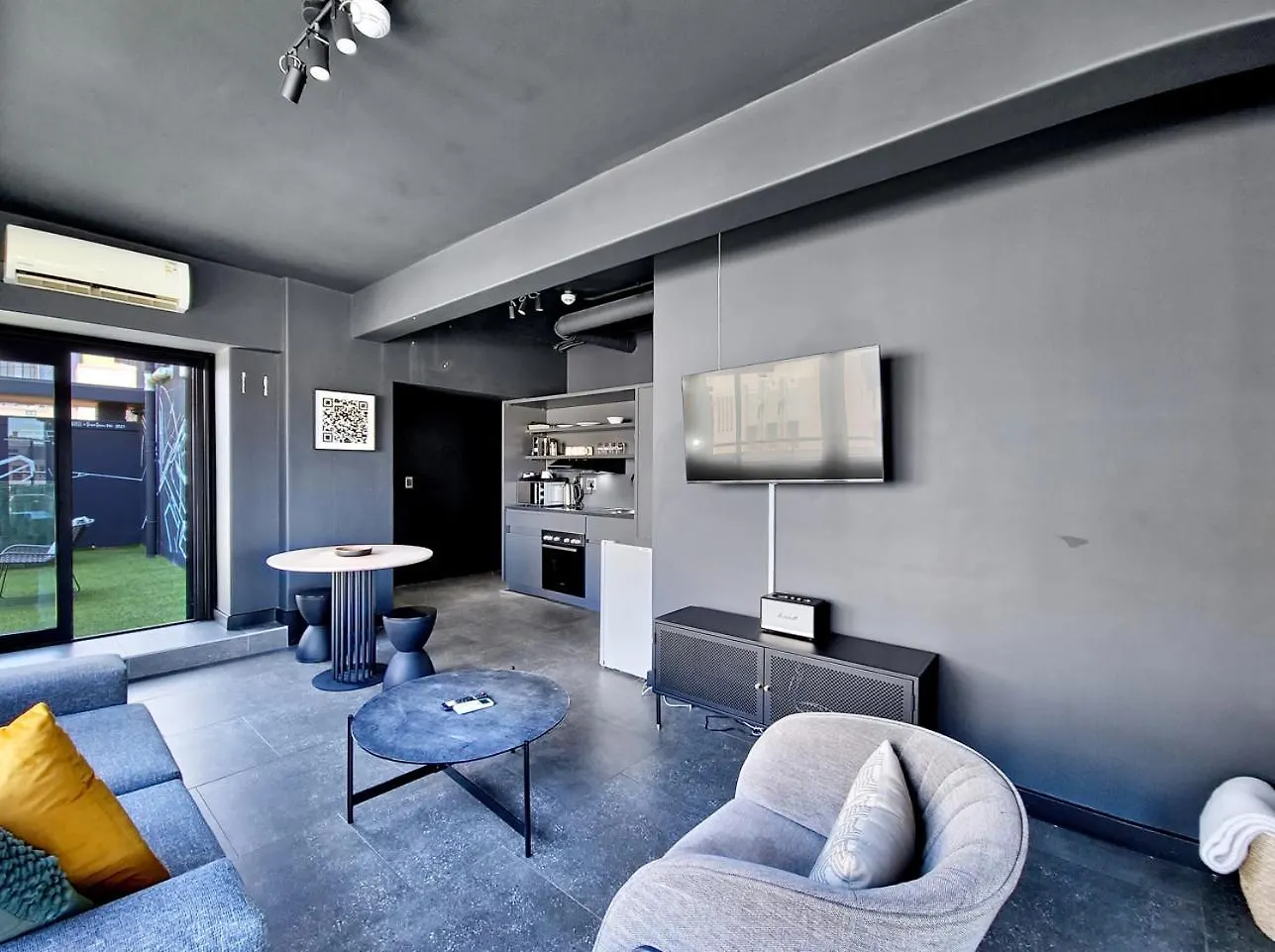 Hotel Blackbrick Cape Town Foreshore