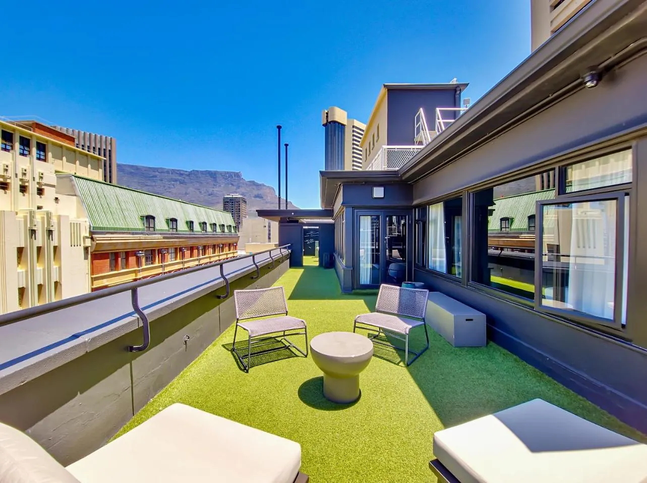 Hotel Blackbrick Cape Town Foreshore