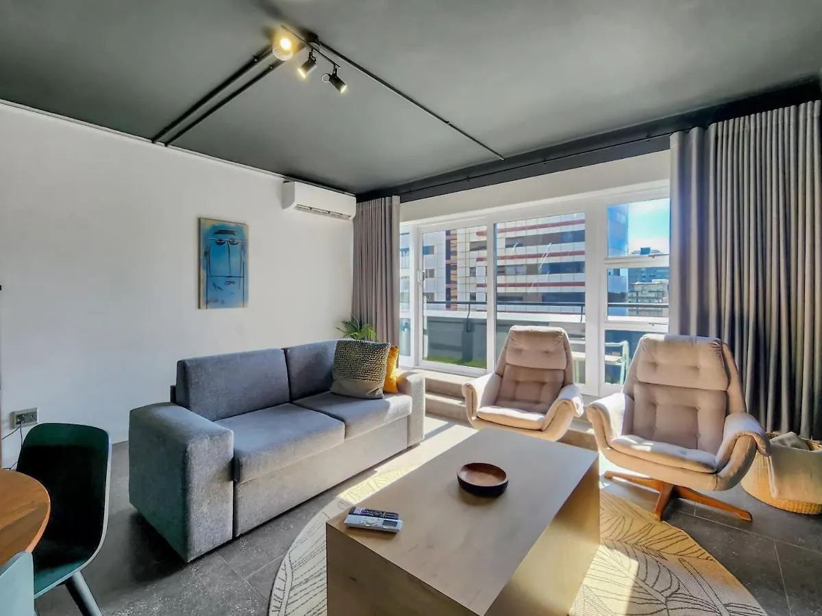 Blackbrick Cape Town Foreshore Hotel