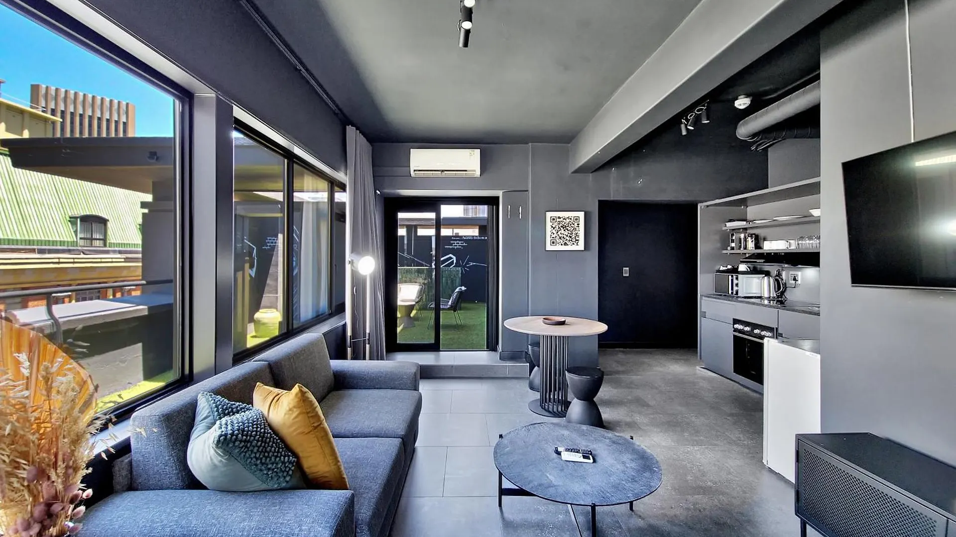 Hotel Blackbrick Cape Town Foreshore